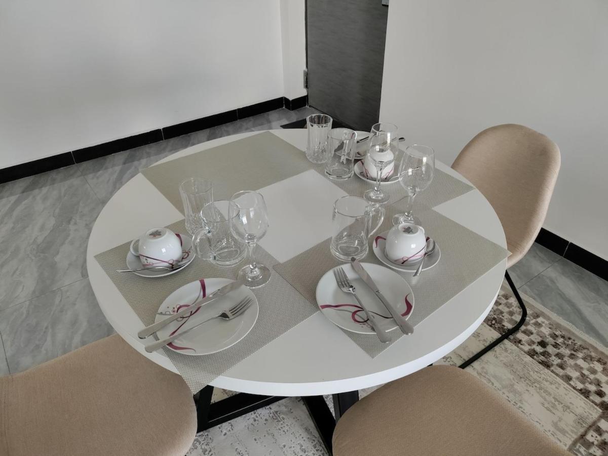 Apartment One Bedroom In Yaya,kilimani,15th Floor Nairobi