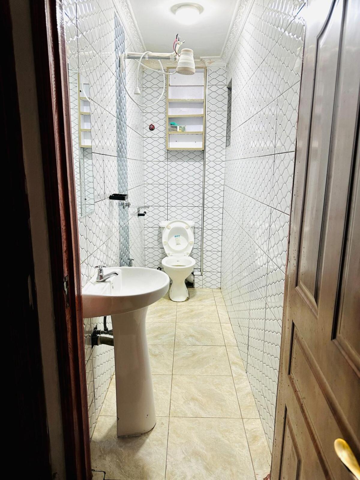 Rahani 5apartment0716-908-233