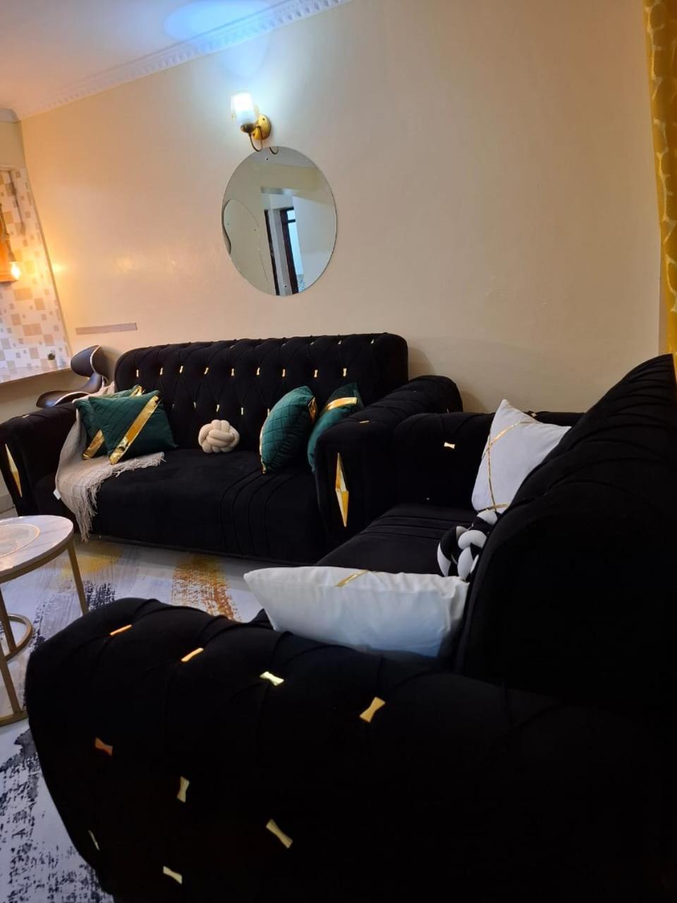 Apartment Executive Two Bedroom Master Ensuite Mirema Drive