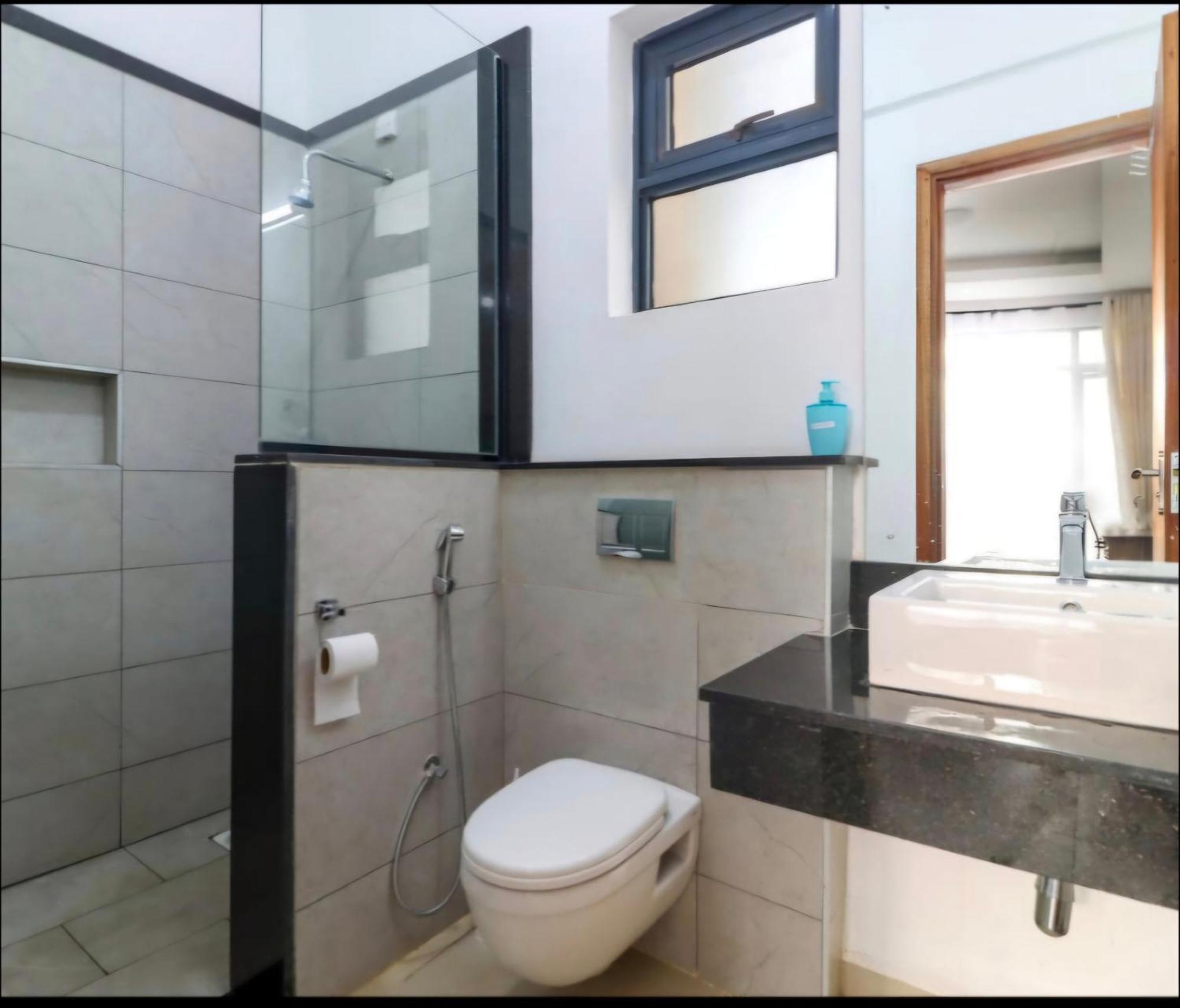 1bed Deluxe Retreat At The Centre Of Westlands With Pool & Functionional Gym Lantana Road Nairobi