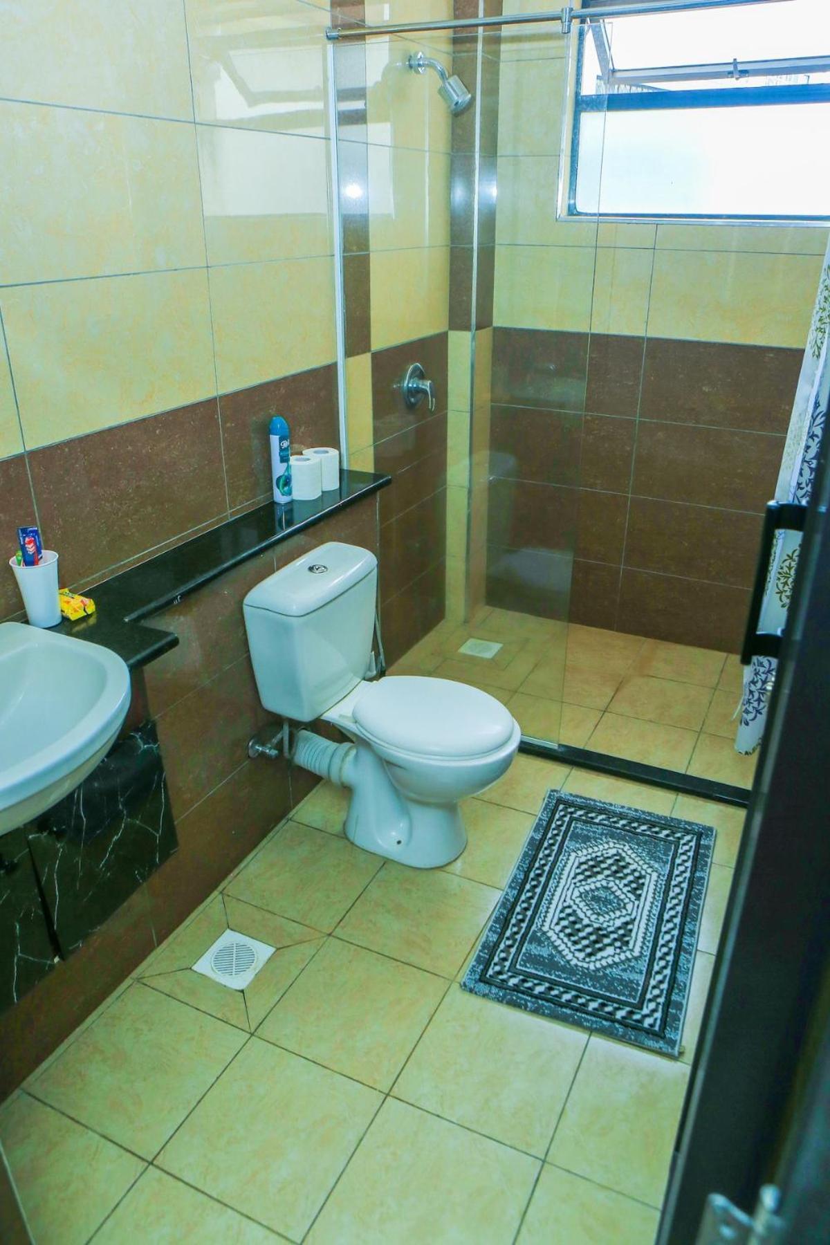 Stylish 3-bed Ensuite In Westlands Apartment Nairobi