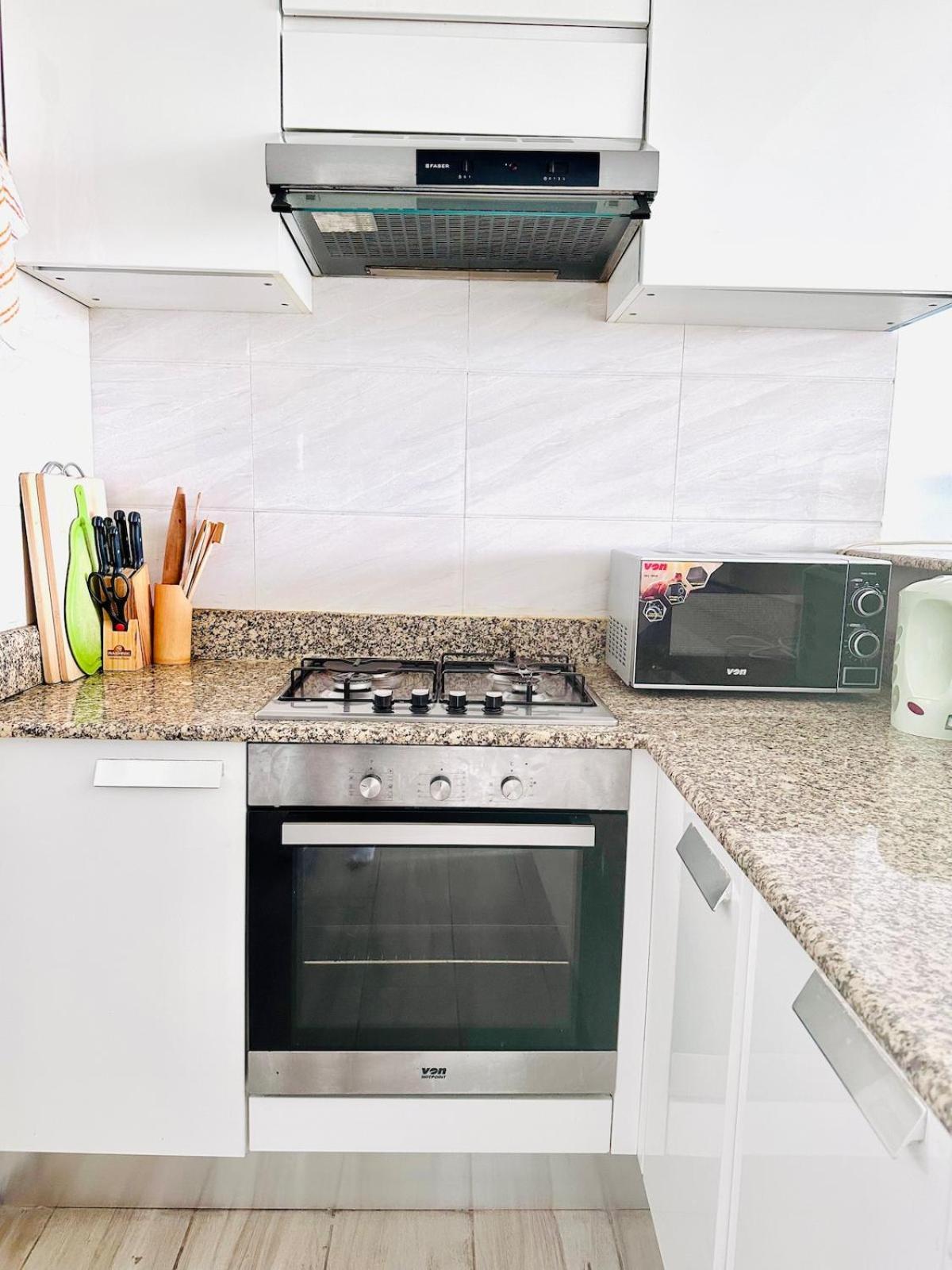Apartment Bella Vista! Sweeping Nature Views In Kileleshwa! *