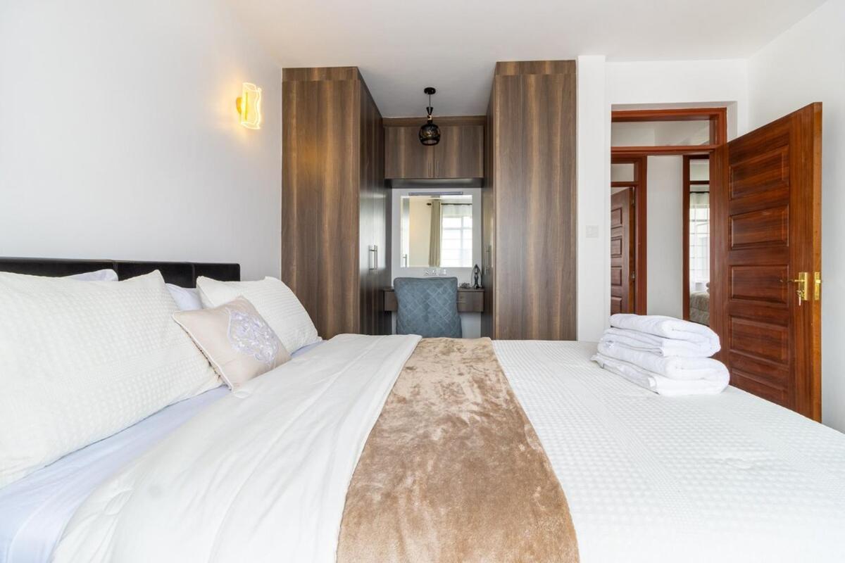 Modern 3br In Tatu With Pool