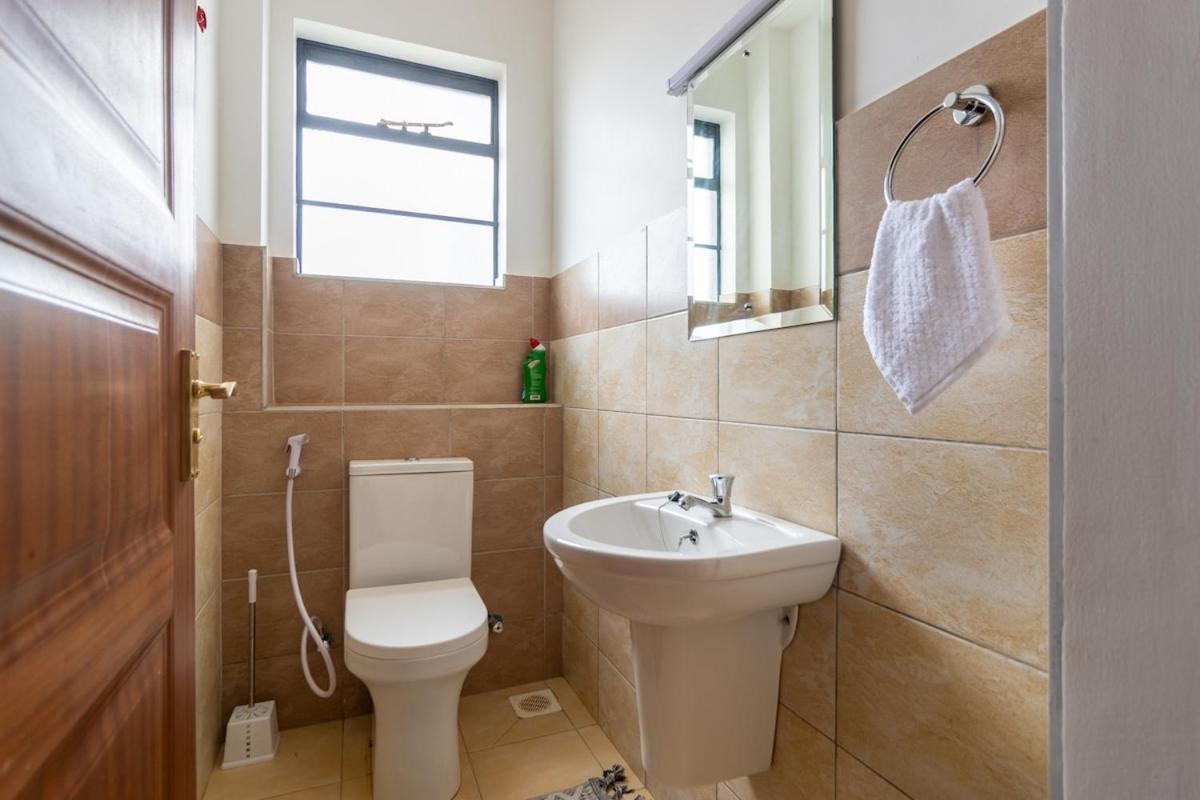 Apartment Modern 3br In Tatu With Pool Nairobi