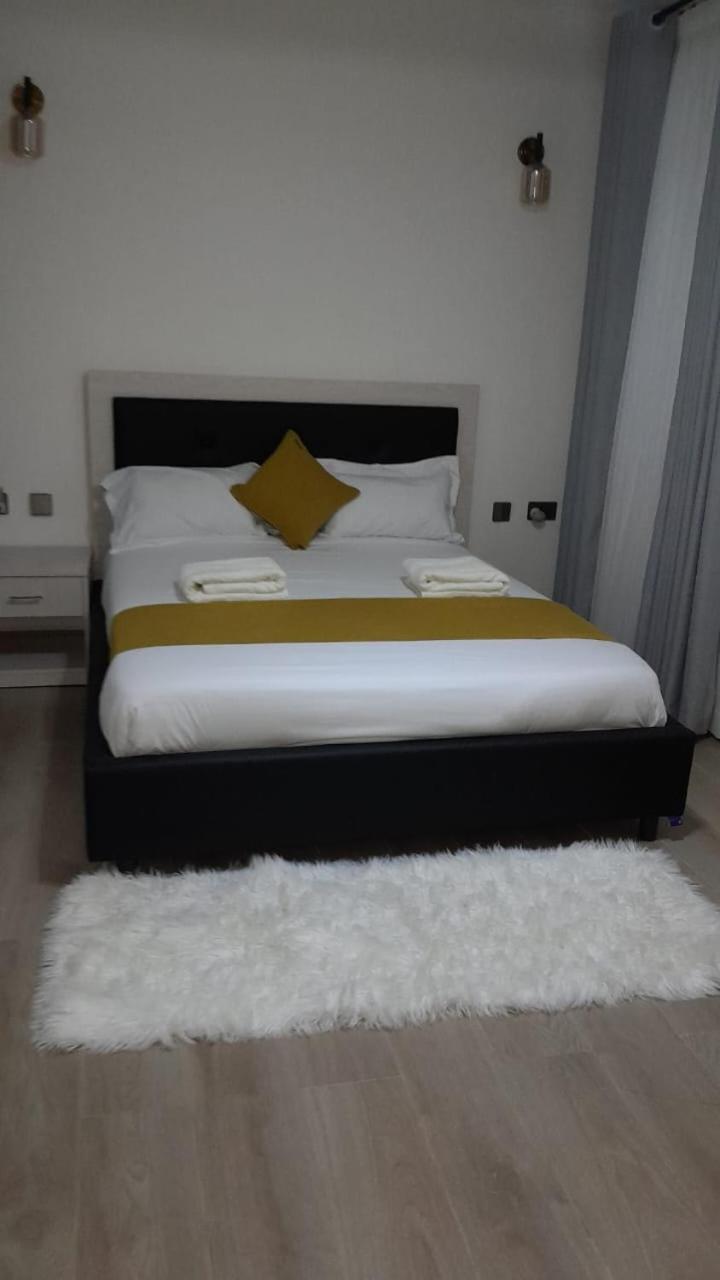 Sana 1Br 5Mins To Serena Hotel