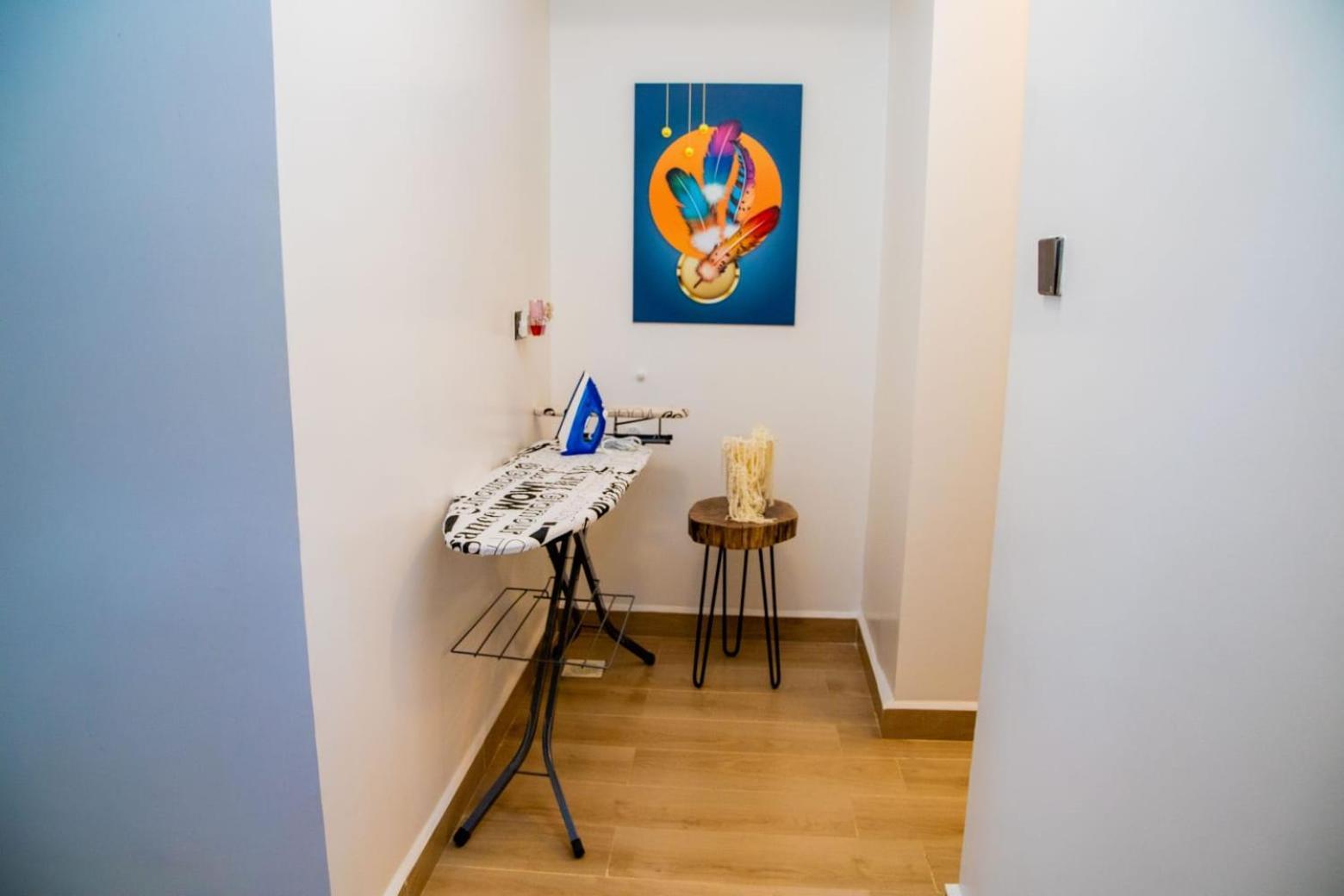 Apartment Sana 1Br 5Mins To Serena Hotel