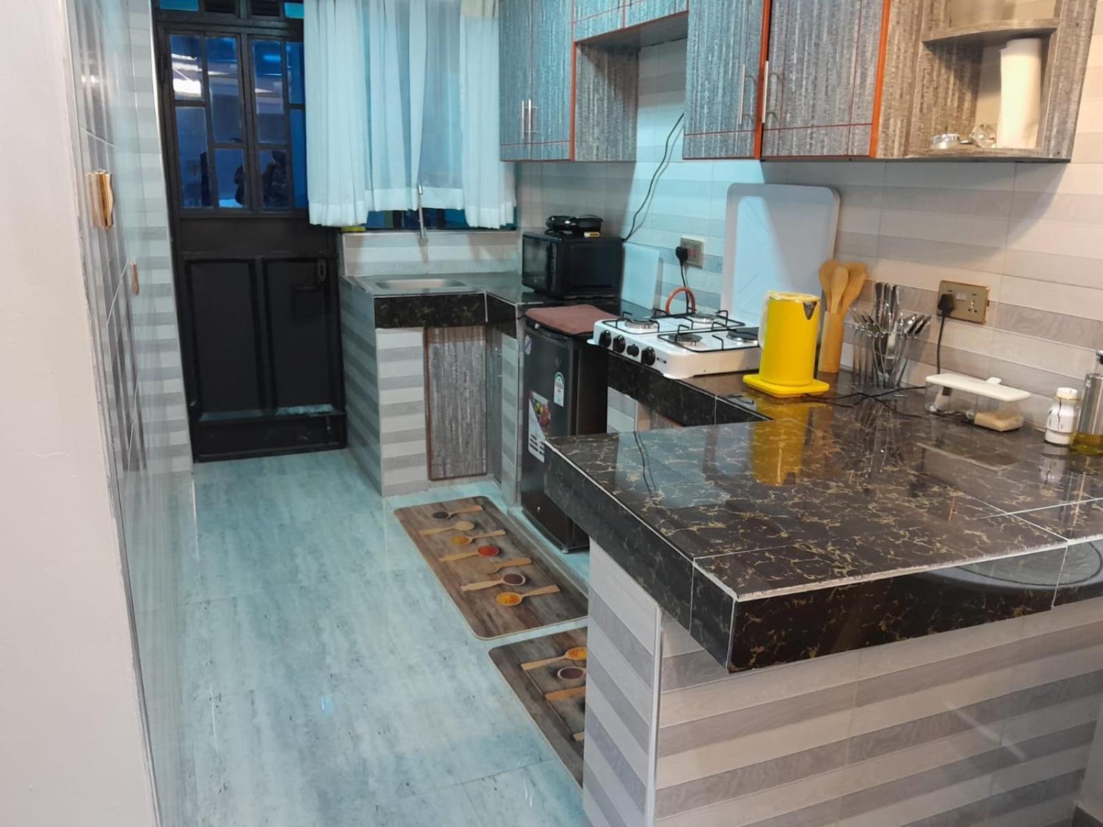 Staycation By Winnie-weber Generations Apartamento