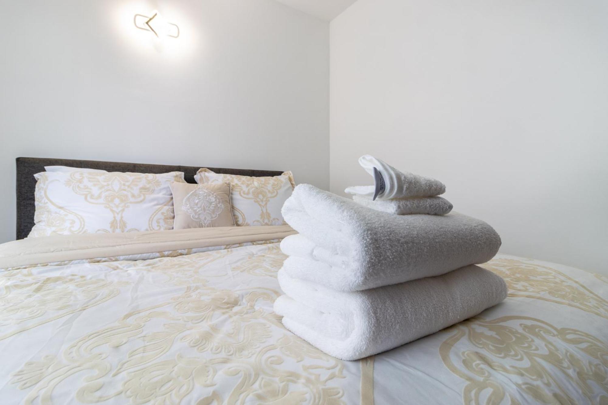 Modern 3br In Tatu With Pool Apartment Nairobi