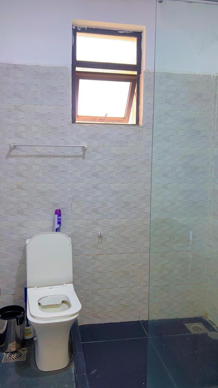 Casa Misa Roseville * Nairobi