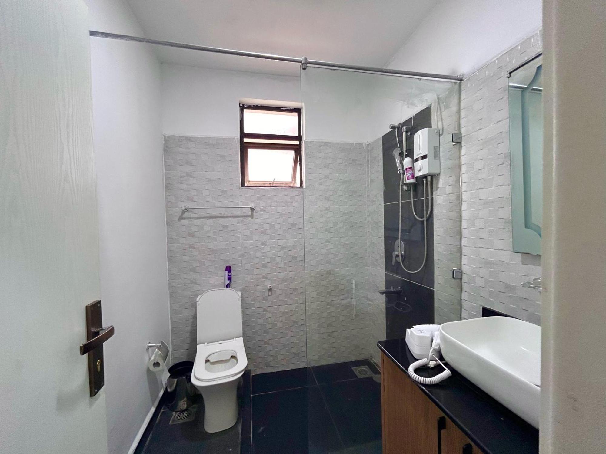 Casa Misa Roseville * Nairobi