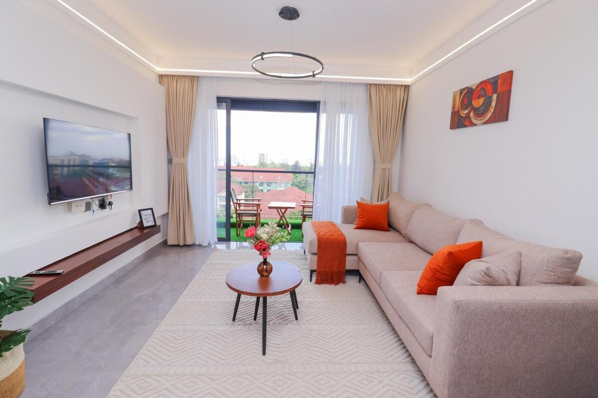 Exquisite 1bedroom At Riara One Residency Apartment,lavington Area With Heated Pool, Gym, Malls Kids Play Area,top Views,near Cbd Apartment