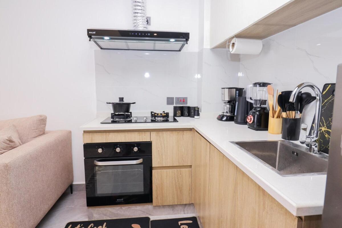 Exquisite 1bedroom At Riara One Residency Apartment,lavington Area With Heated Pool, Gym, Malls Kids Play Area,top Views,near Cbd Apartment