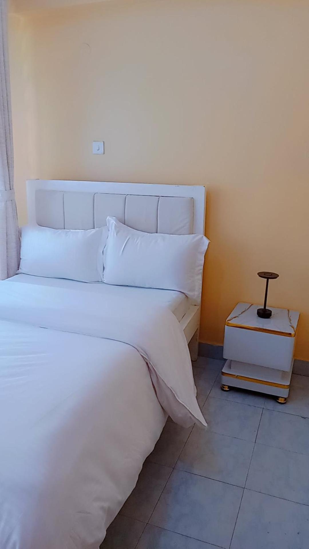 Apartment Blue-orchid House