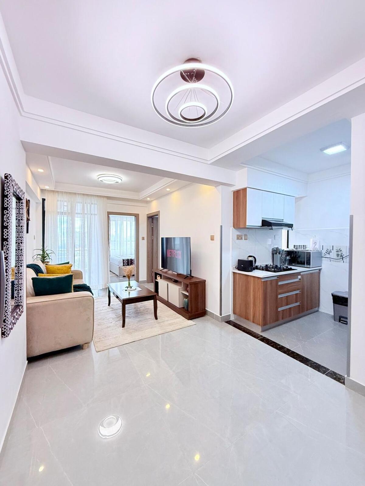 Pure Urban Bliss With Views Apartment *