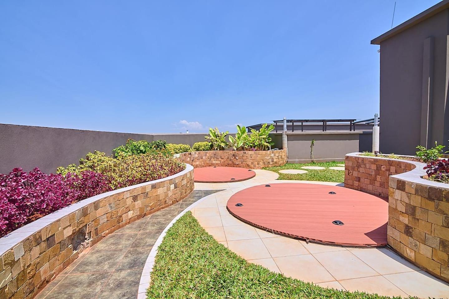 The Finesse At Leshwa House Apartment *