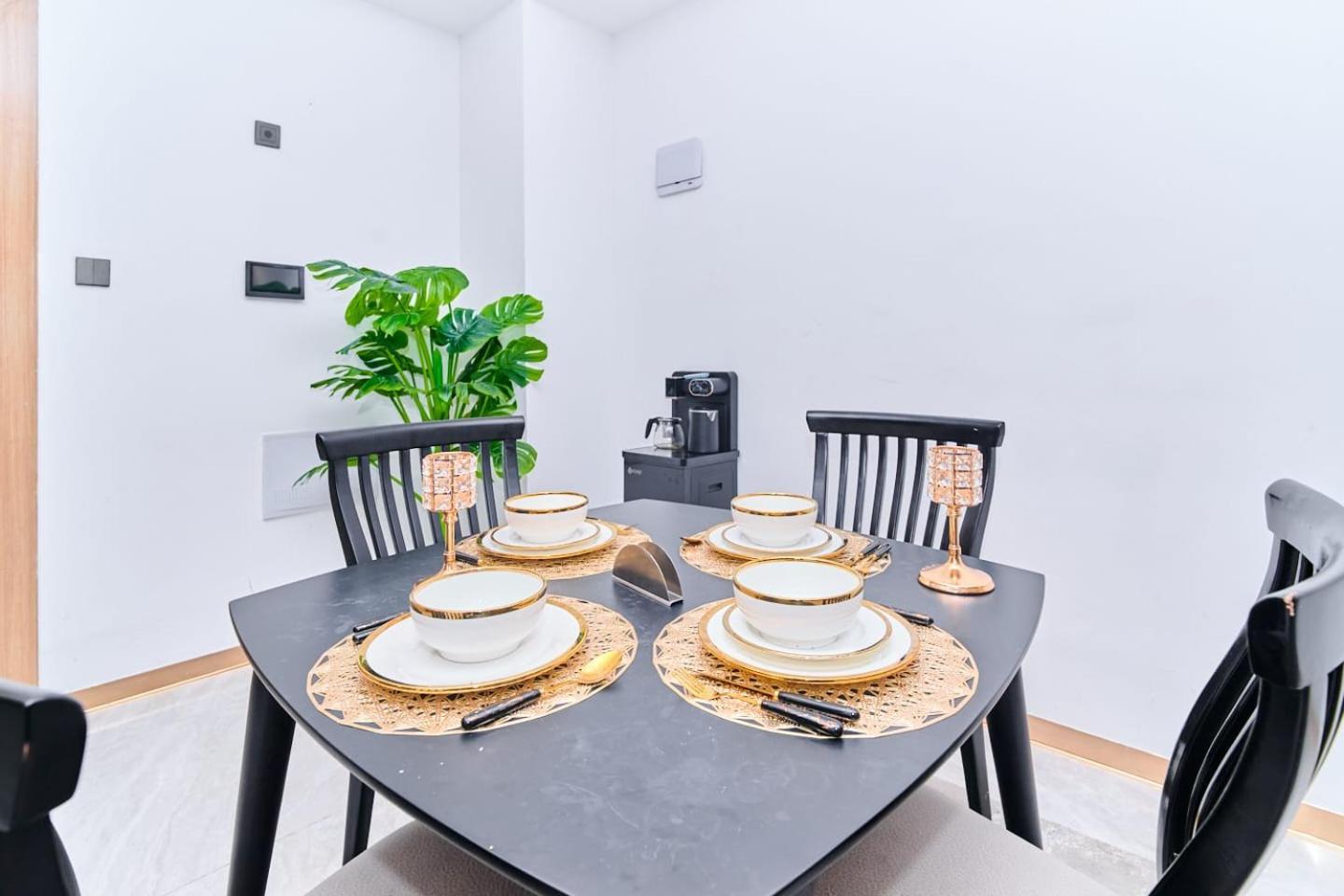 The Finesse At Leshwa House Apartment