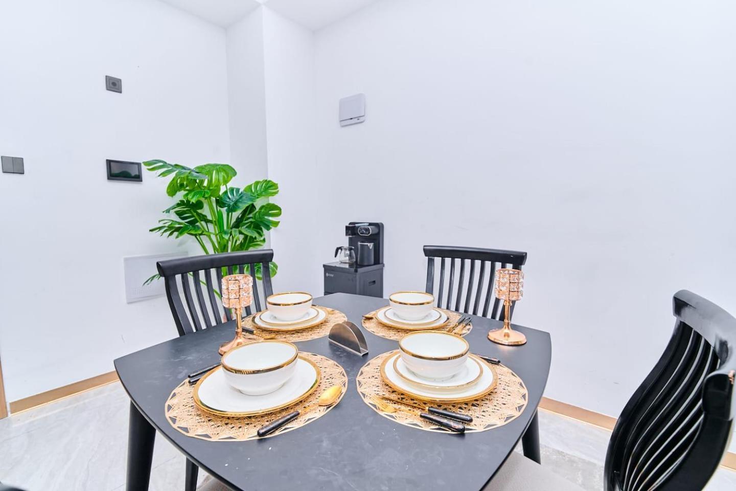 The Finesse At Leshwa House Apartment *