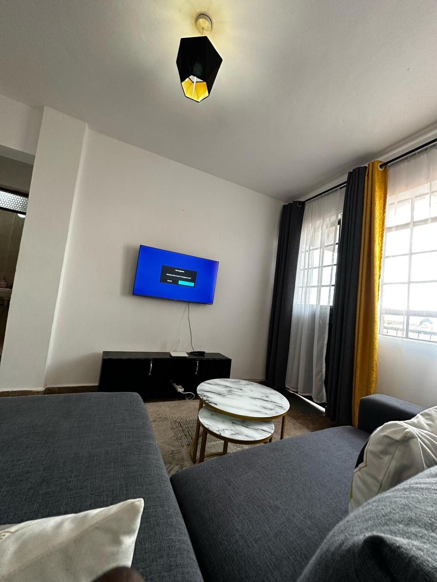 Nano Cozy Homes -1 Bedroom With Lift - Trm Drive