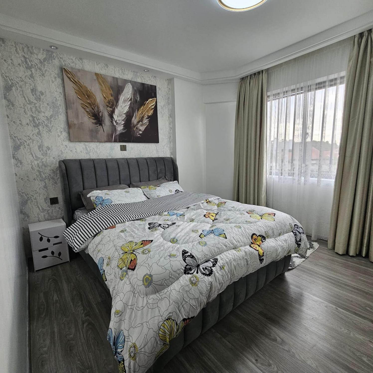 Dpfa's Elegant Fully Furnished One Bedroom *
