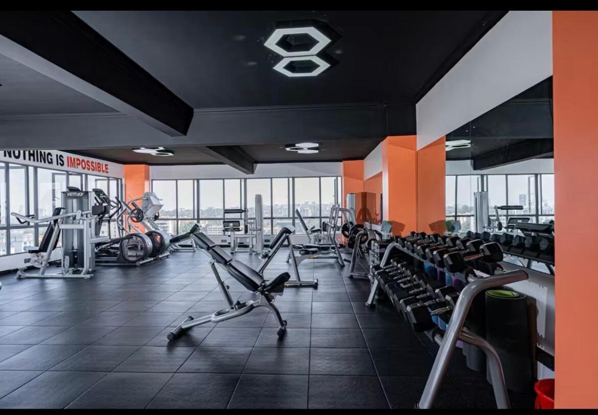 Apartment 1bed With Rooftop Pool Gym And Scenic Views In Westlands *