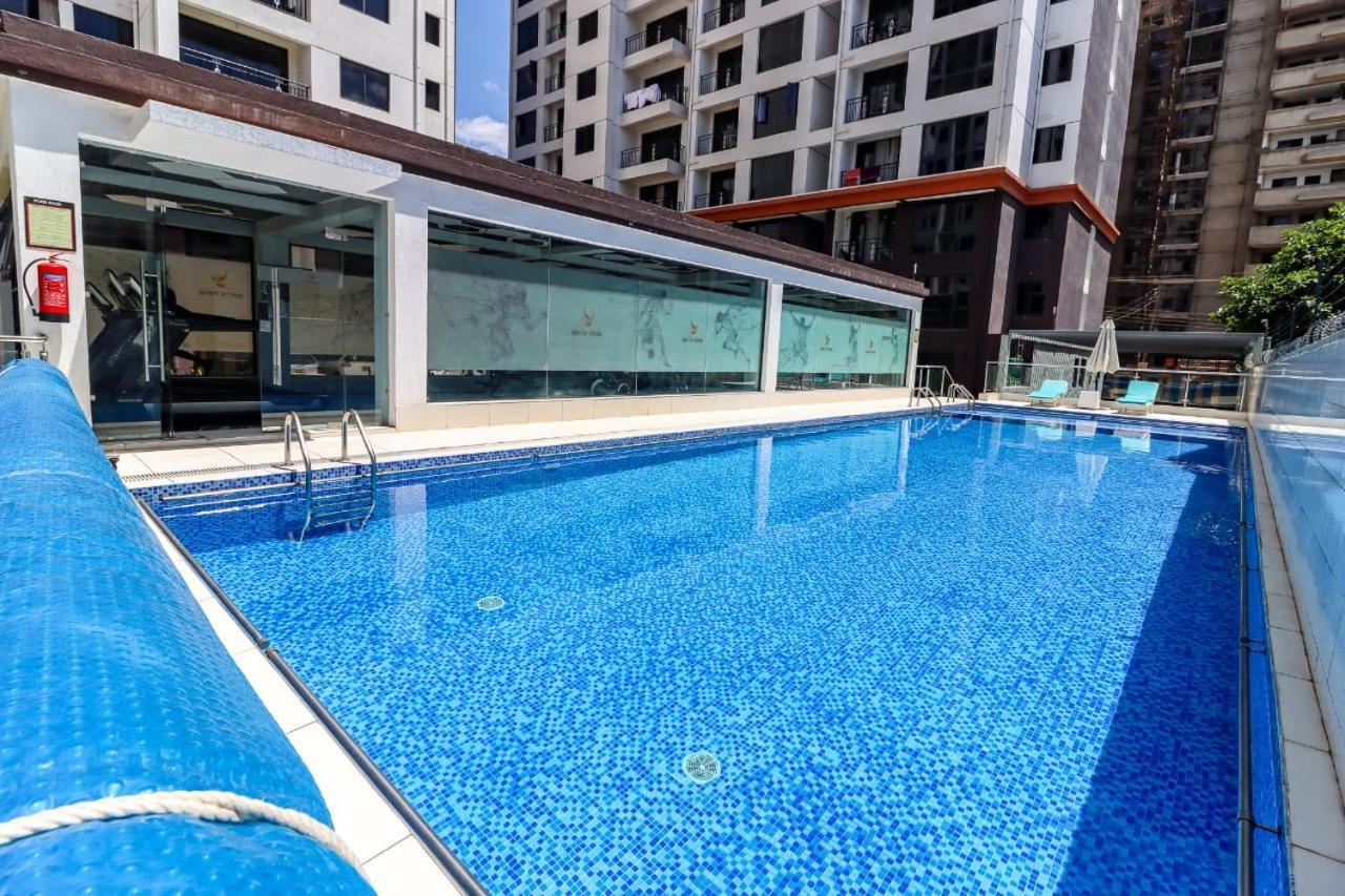 Luxurious Two Bedroom With Well Equipped Gym,heated Swimming Pool, Ample Parking Space And A Relaxing Rooftop With Amazing Views * Nairobi