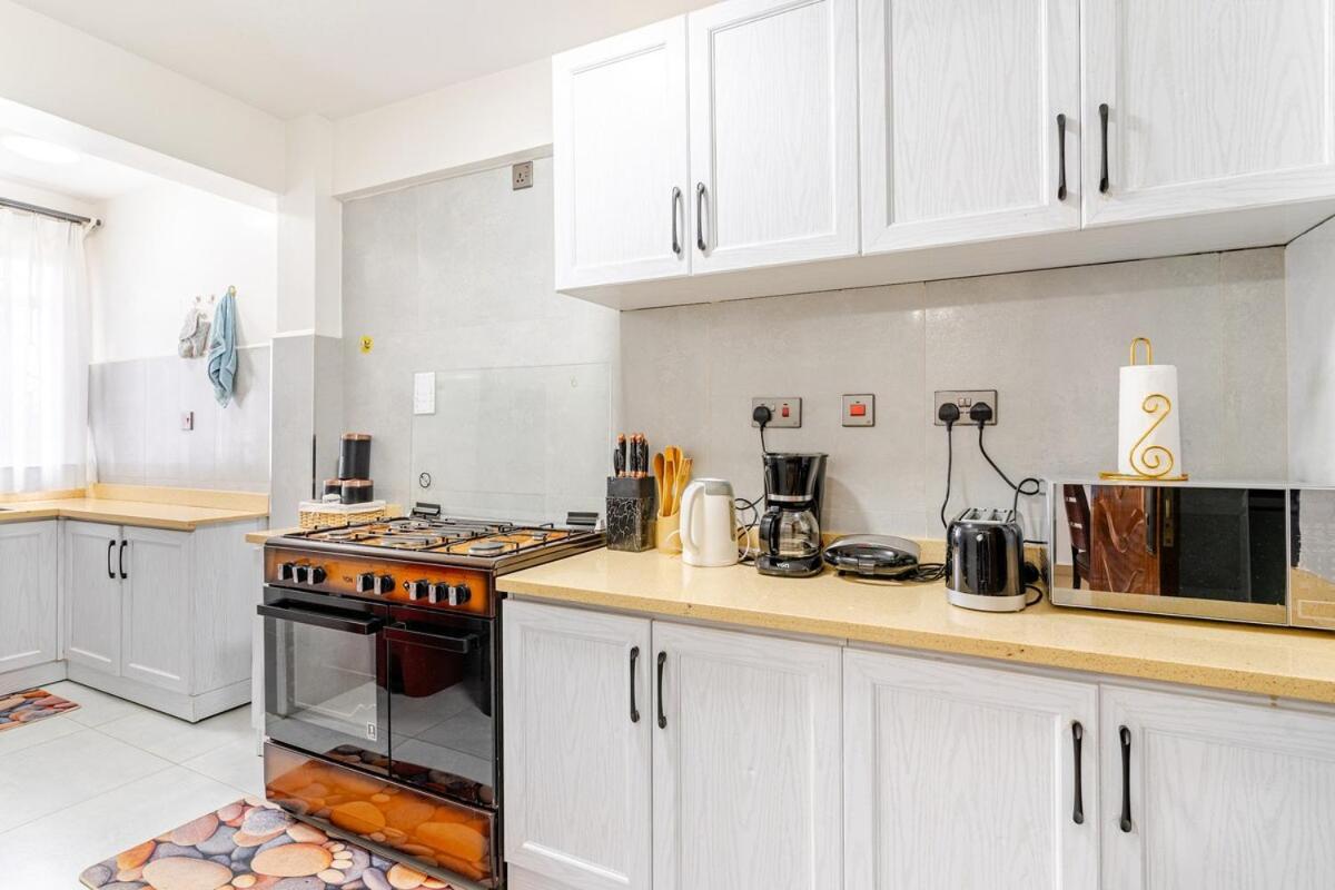 Apartment Frettan Homes- Azania D61 *