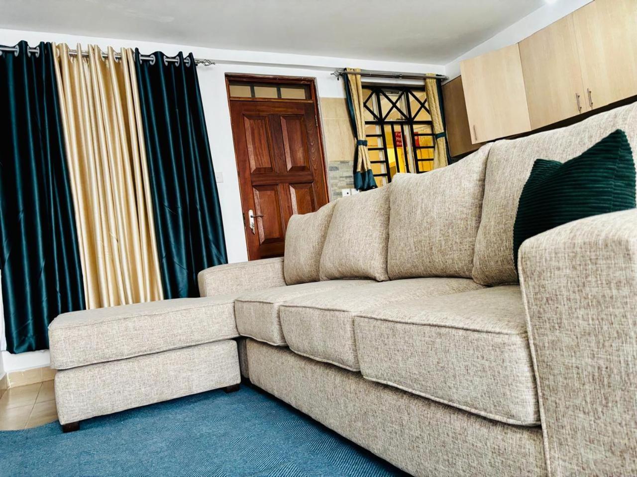 Lina Apartment *