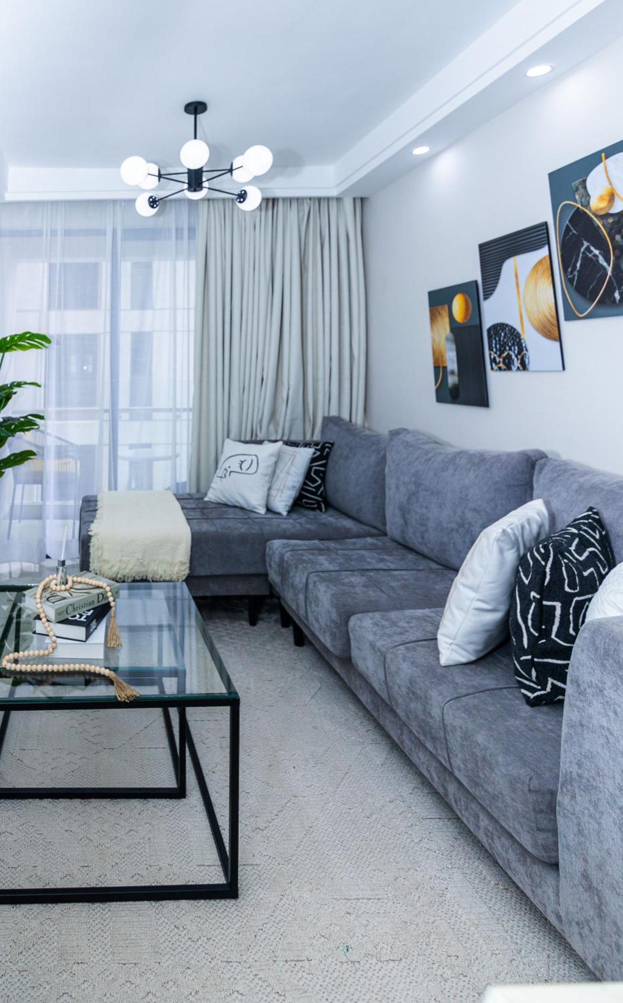 Veries Serviced Apartamento *
