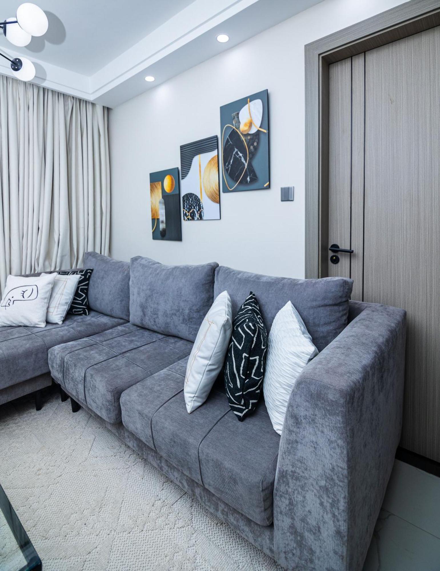 Veries Serviced Apartamento *