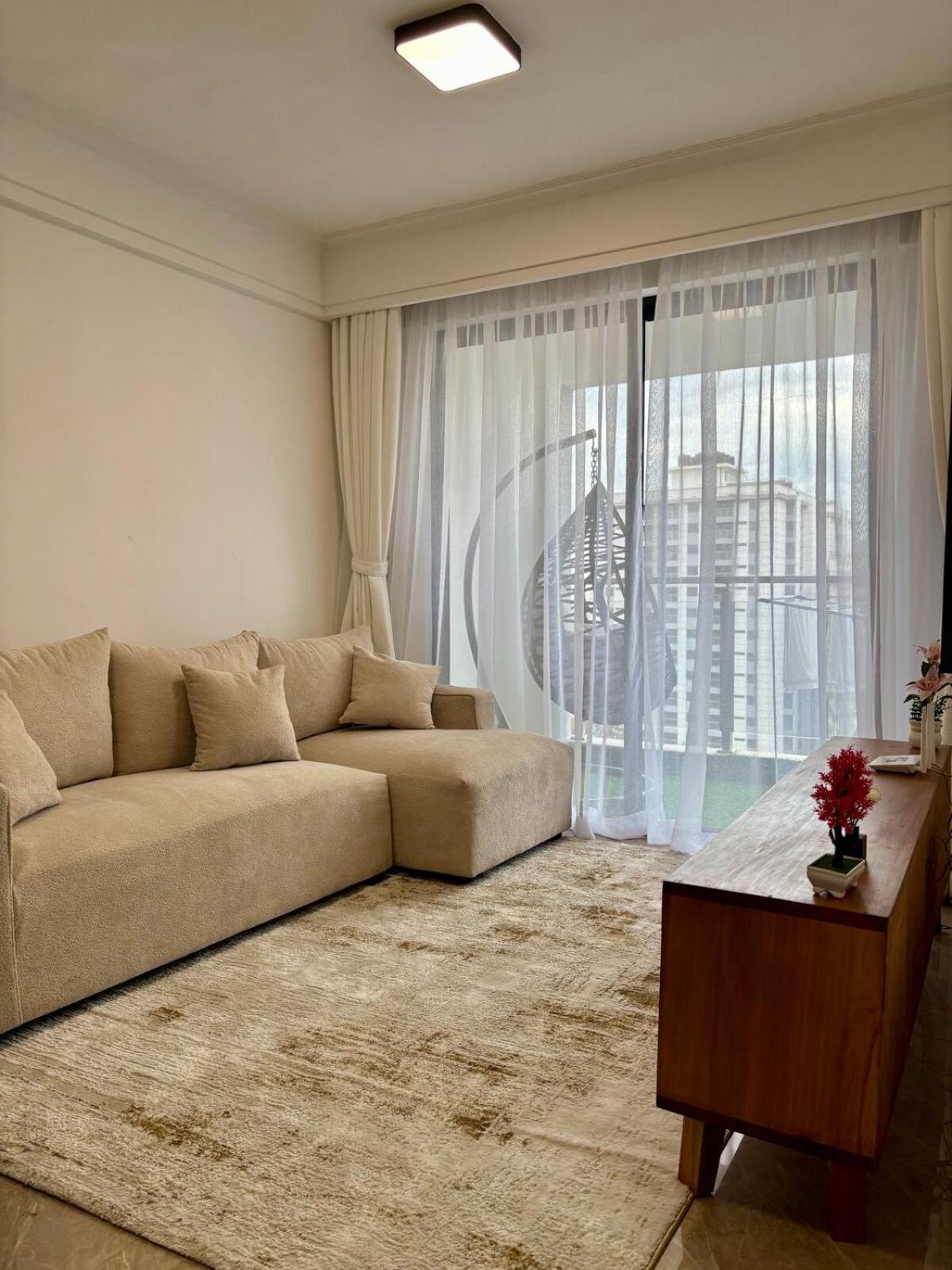 The Sunny Nook Apartment *