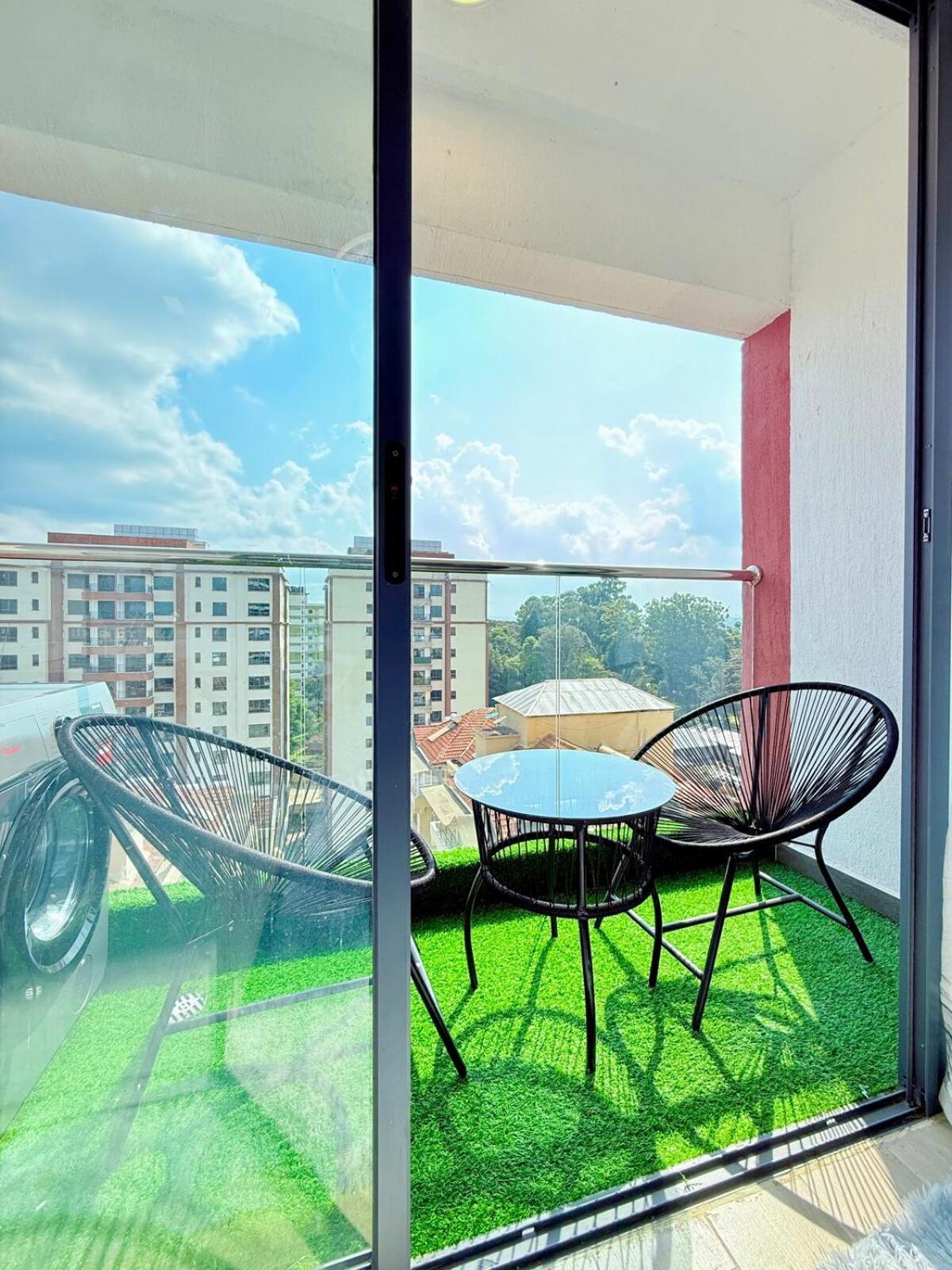 2br Stylish Lavington Escape Apartment
