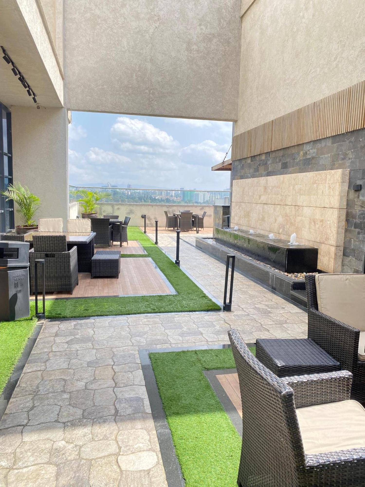 Beautiful One Bedroom In Westlands Apartment *