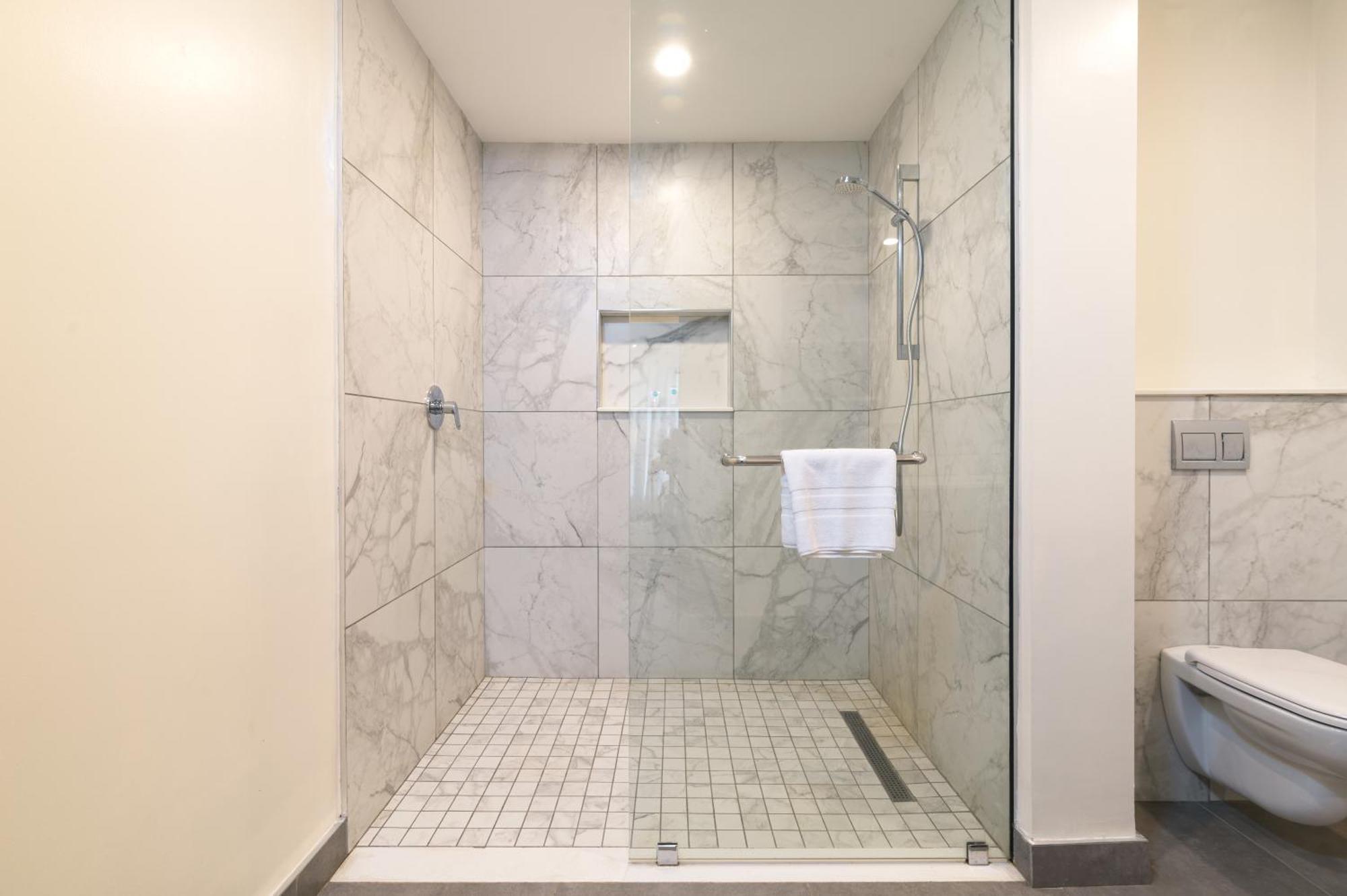 Apartment Capital M Blue Sapphire 1 Bed By Yourhost Nairobi