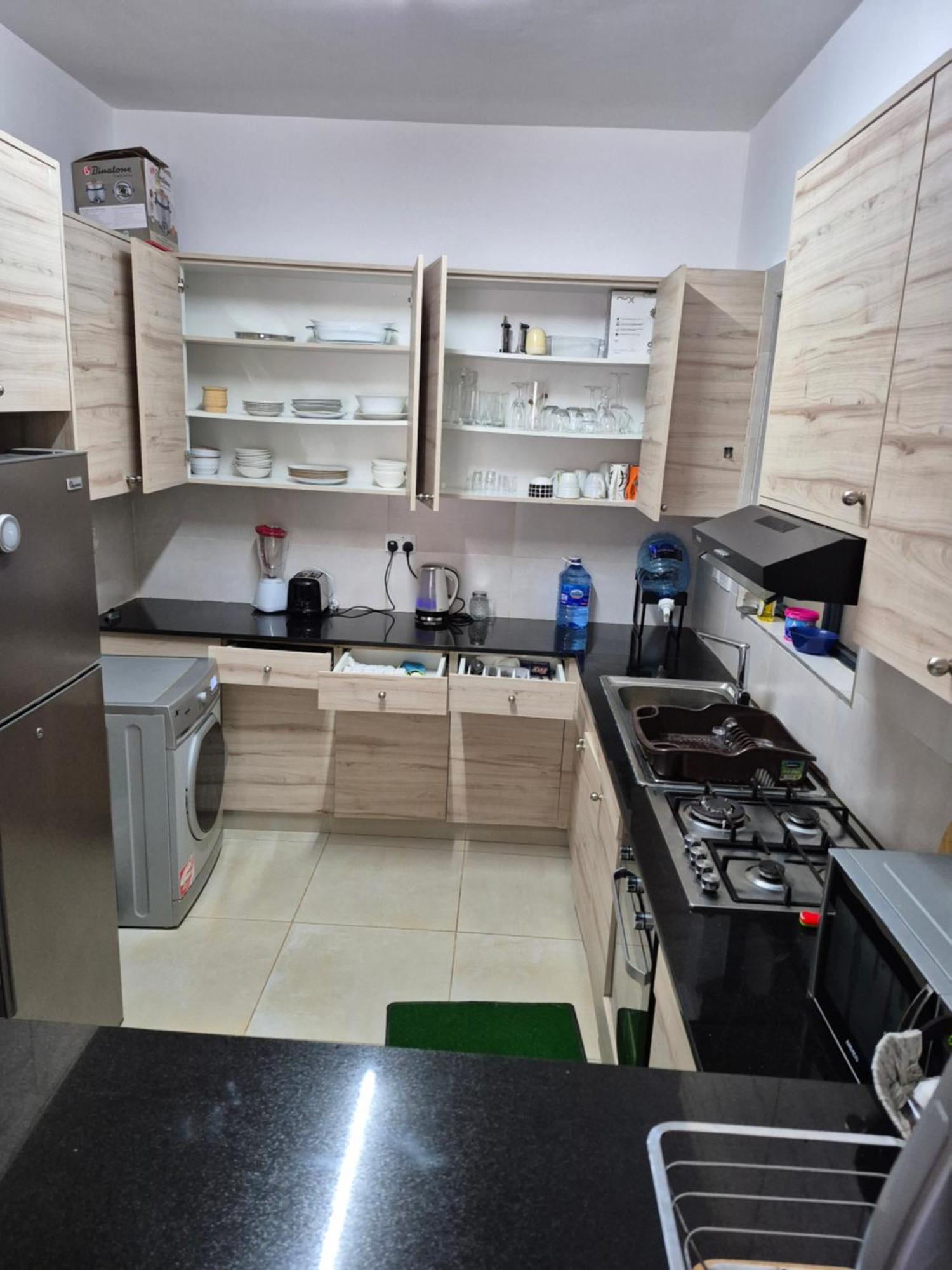 1bed Deluxe Retreat At The Centre Of Westlands With Pool & Functionional Gym Lantana Road Apartment