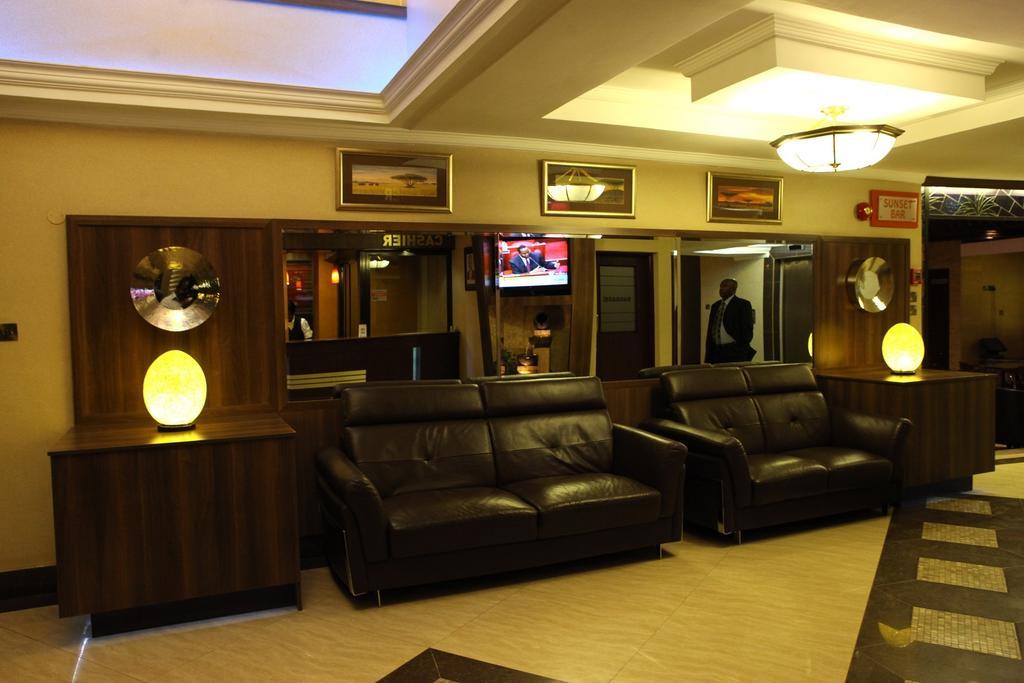 Summerdale Hotel