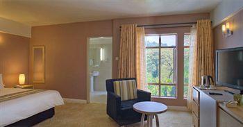 West Wood 4*