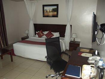 Hotel M P Nairobi