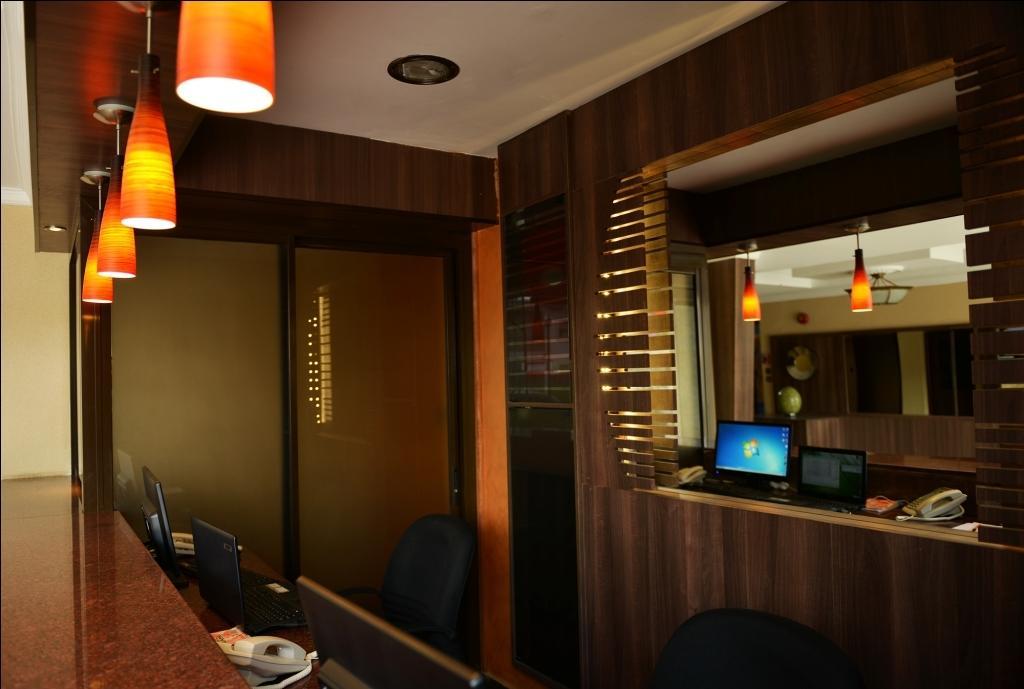 Summerdale Hotel