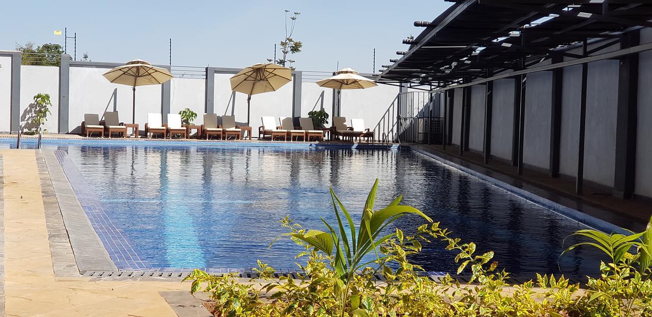 Lymack Suites Aparthotel