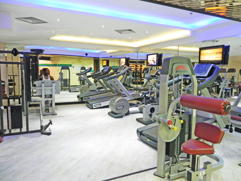 Hotel Ledger Plaza 3*