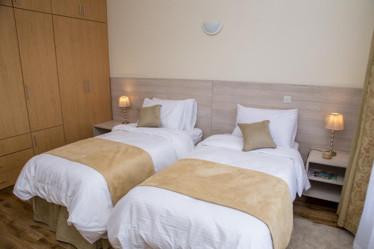 Apartment Sohail Regency *