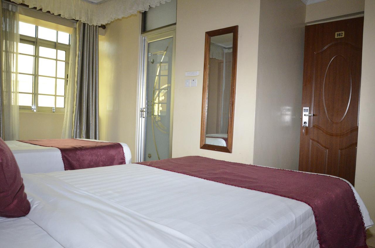 Decasa Hotel 3*