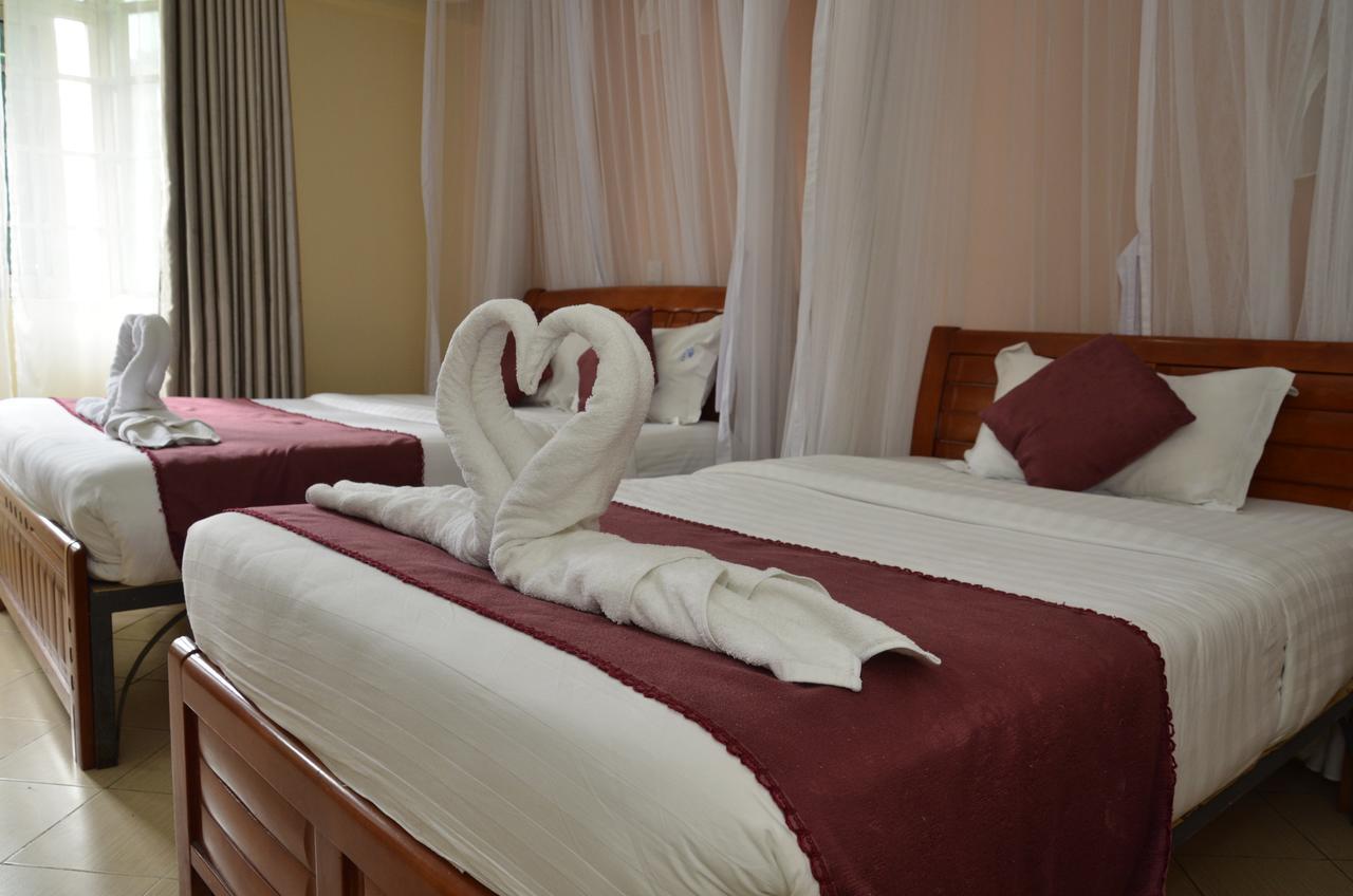 Decasa Hotel 3*