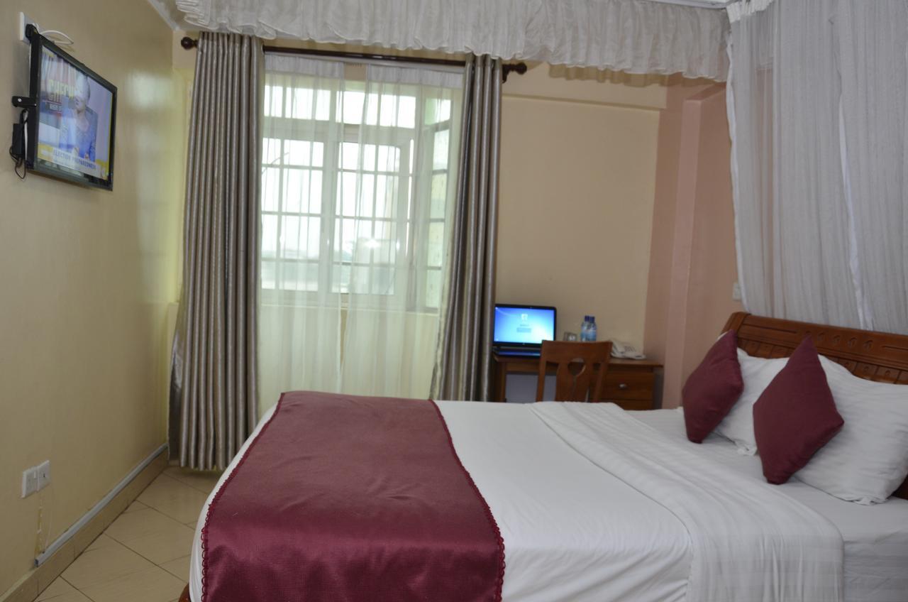 Hotel Decasa 3*