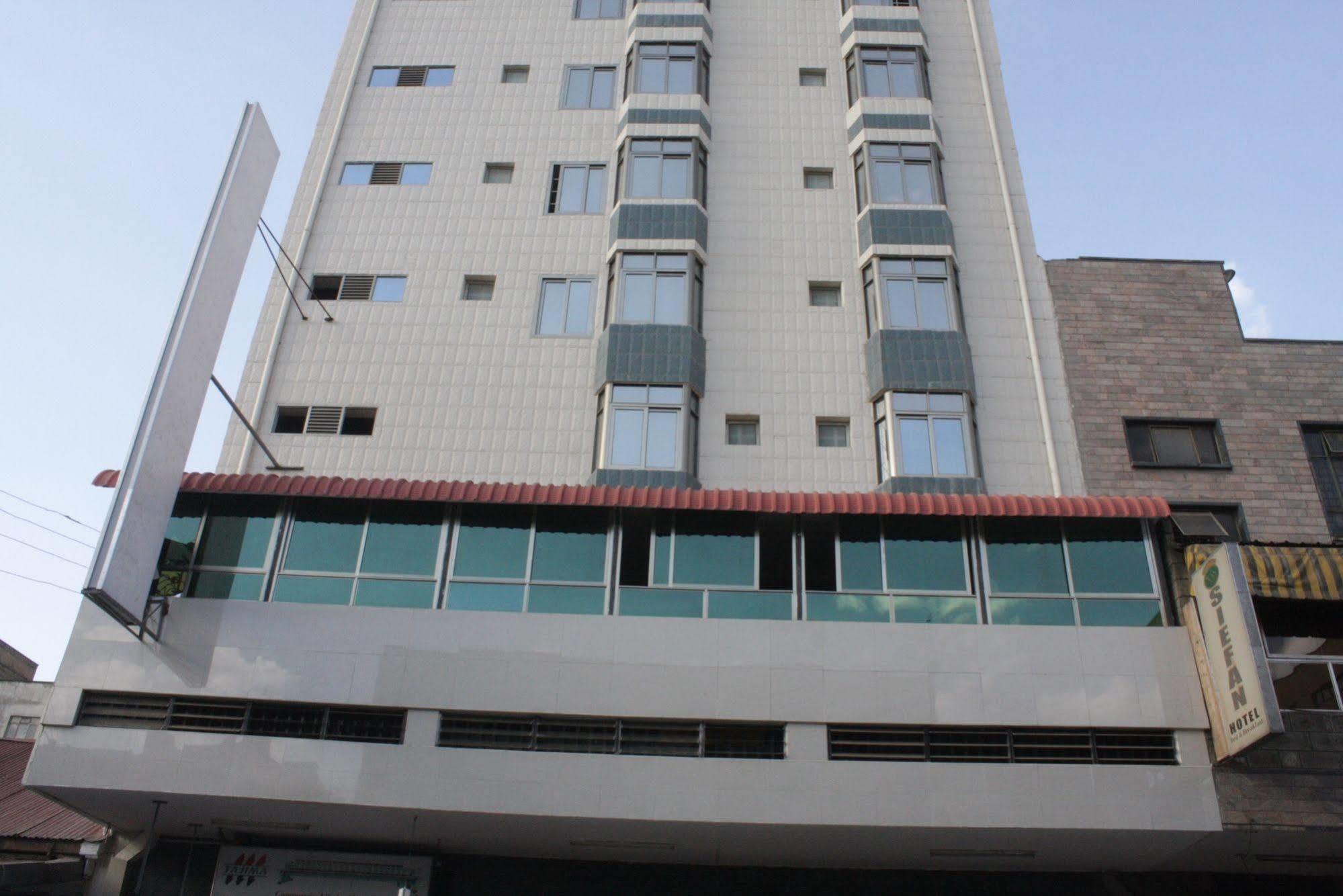 Hotel Decasa 3*