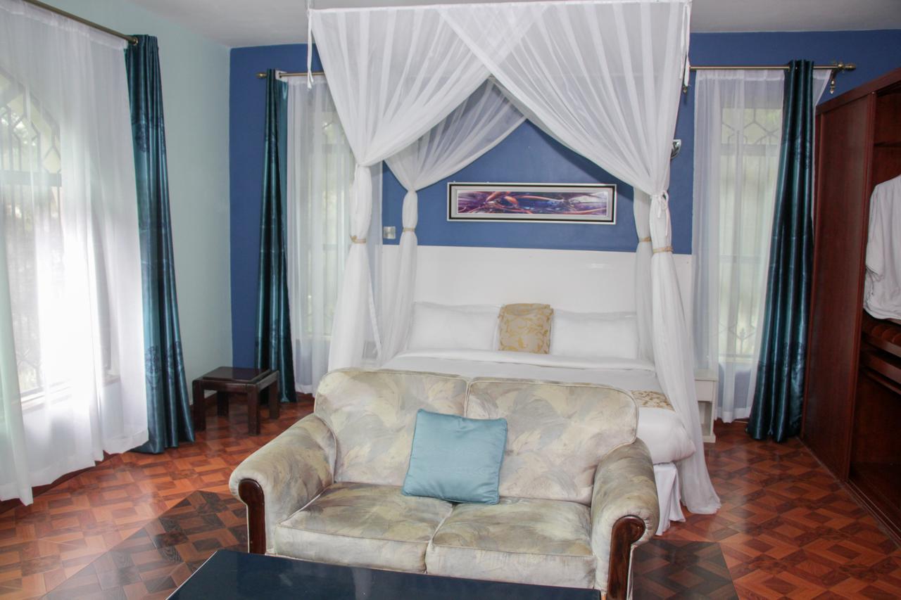 Hotel Karen &