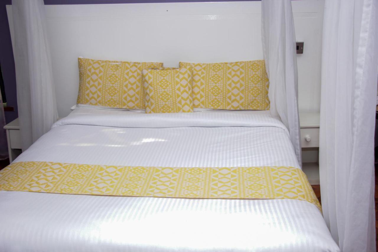 Hotel Karen & Nairobi