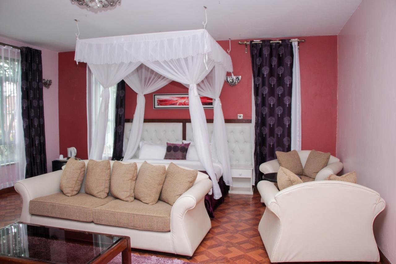 Hotel Karen &