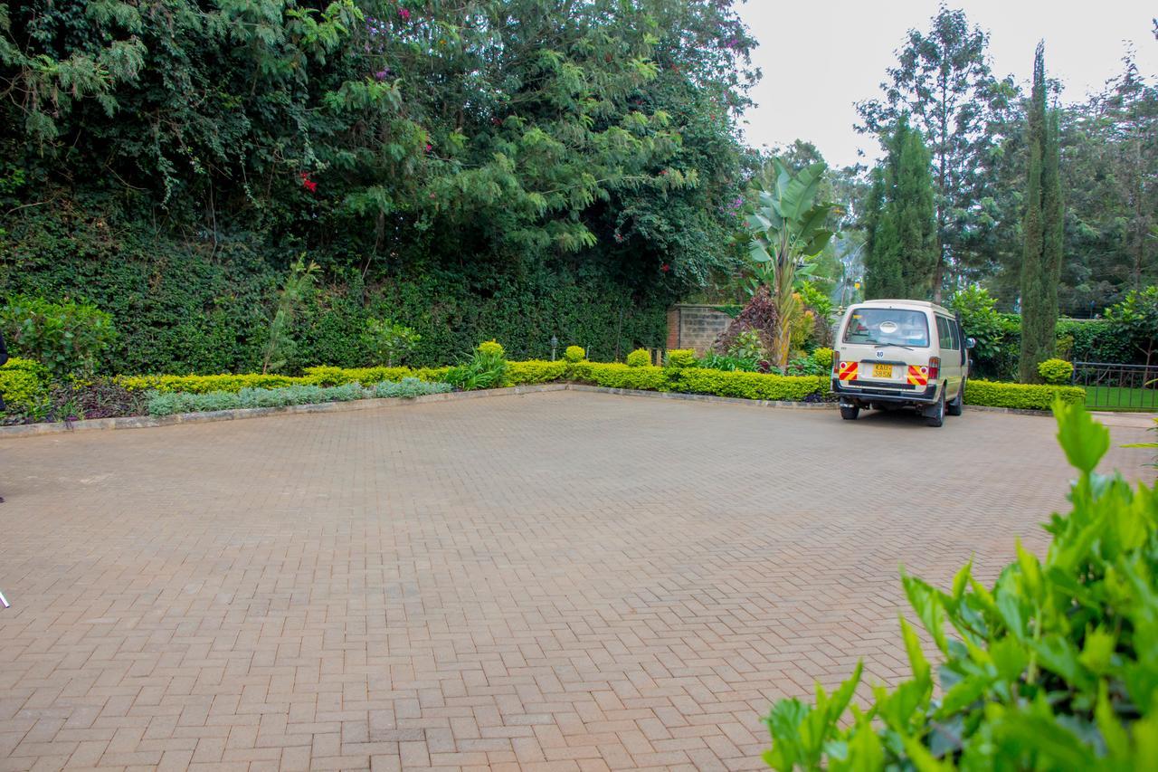 Hotel Karen & Nairobi