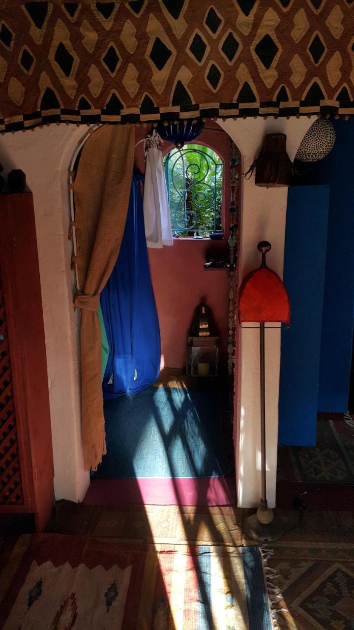 Rosslyn Lone Tree Cottage * Nairobi
